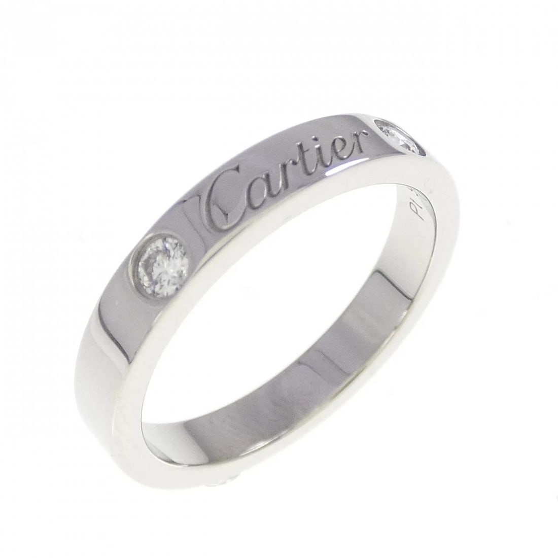 CARTIER WEDDING 2P RING: Cartier Wedding 2P Ring Brand: Cartier Type: Ring Material: Platinum 950, Main Stone/Creation Natural Color: White Size: 4-4.5 (US size) Accessories: None Accessories Notice: When purchasi