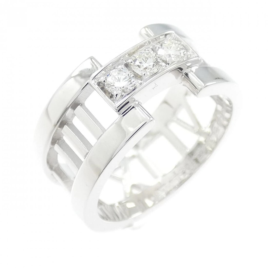 TIFFANY & CO. ATLAS RING: Tiffany & Co. Atlas Ring Brand: Tiffany Type: Ring Material: 750 White Gold, Main Stone/Creation Natural Color: White Size: 5 (US size) Accessories: None Accessories Notice: When purchasin