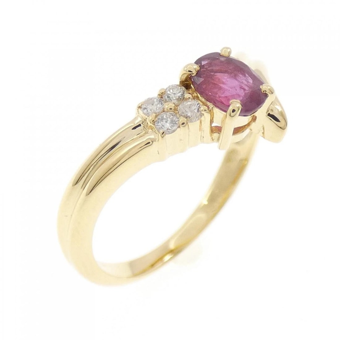 K18YG RUBY RING: K18YG Ruby Ring Brand: Unbranded Type: Ring Material: K18 Yellow Gold, Main Stone/Creation Ruby Color: Yellow Gold Size: 6.5-7 US Accessories: None Accessories Notice: When purchasing pre-