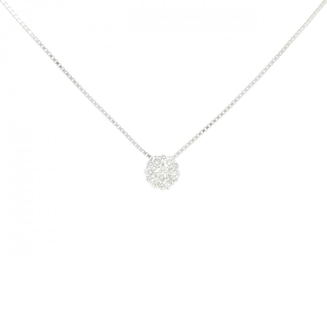 K18WG FLOWER DIAMOND NECKLACE: K18WG Flower Diamond Necklace Brand: Unbranded Type: Necklace Material: K18 White Gold, Main Stone/Creation Natural Color: WG Size: 45cmActualSize Pendant top H x W: 6.1mmx6.1mm Chain Max. W:
