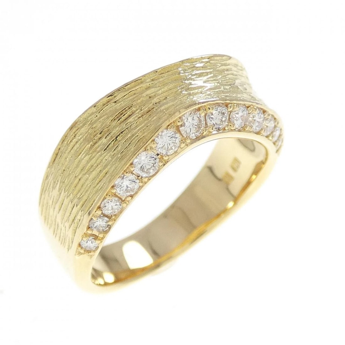 K18YG DIAMOND RING: K18YG Diamond Ring Brand: Unbranded Type: Ring Material: K18 Yellow Gold, Main Stone/Creation Natural Color: YG Size: 6.5-7 US Accessories: None Accessories Notice: When purchasing pre-owned
