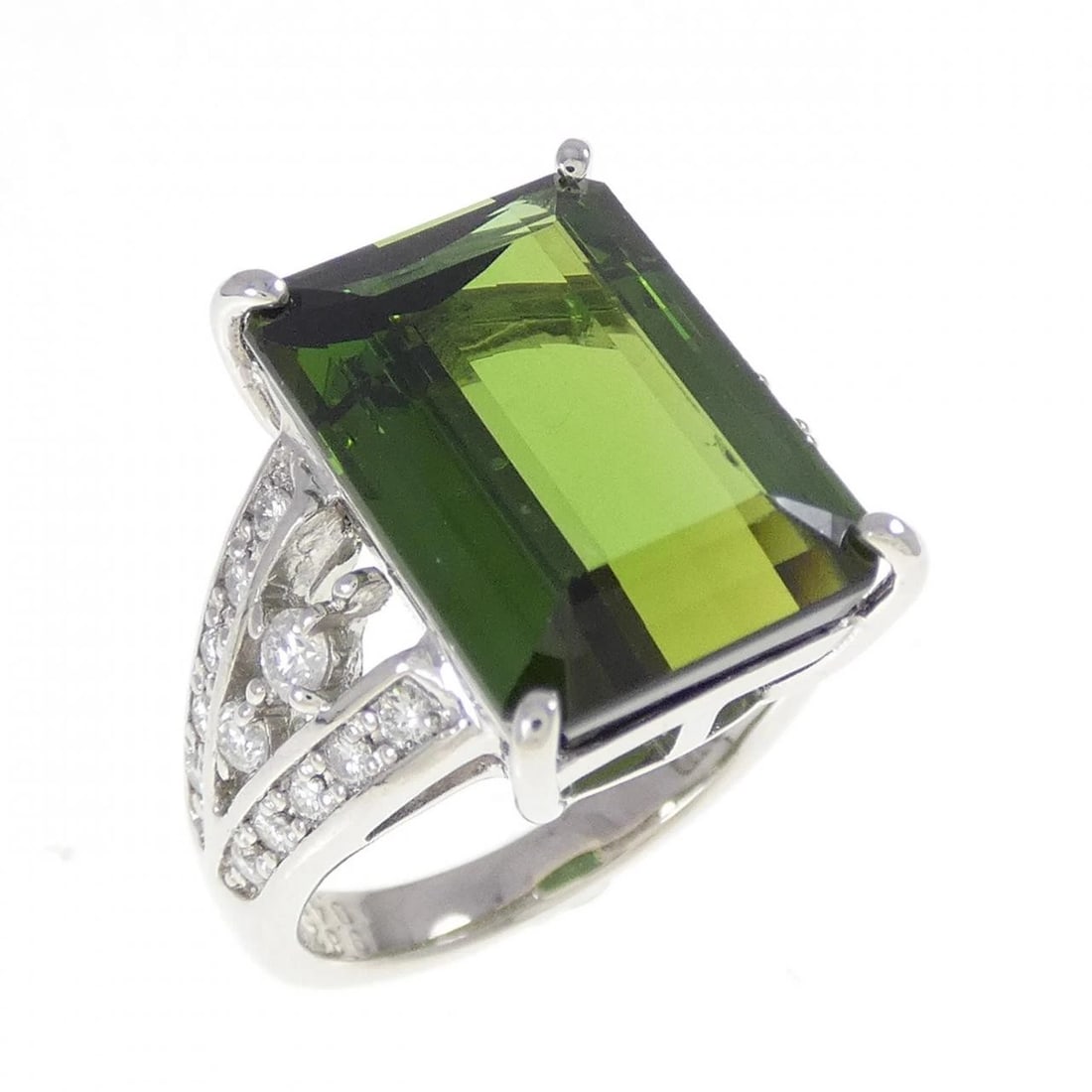 PT900 TOURMALINE RING: PT900 Tourmaline Ring Brand: Unbranded Type: Ring Material: Platinum 900 Platinum, Main Stone/Creation Main Stone TourmalineCenterStoneTourmalineSide Stone Diamond Color: White Gold Size: 6.5