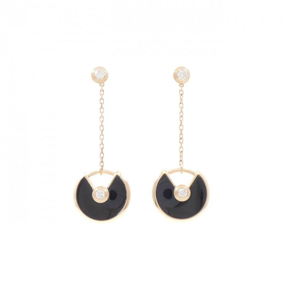 CARTIER AMULET EARRINGS: Cartier Amulet Earrings Brand: Cartier Type: Earrings Material: 750 Pink Gold, Main Stone/Creation Onyx Color: Pink Gold Size: ActualSize HxW: 32.8mmx11.9mm Accessories: None Accessories