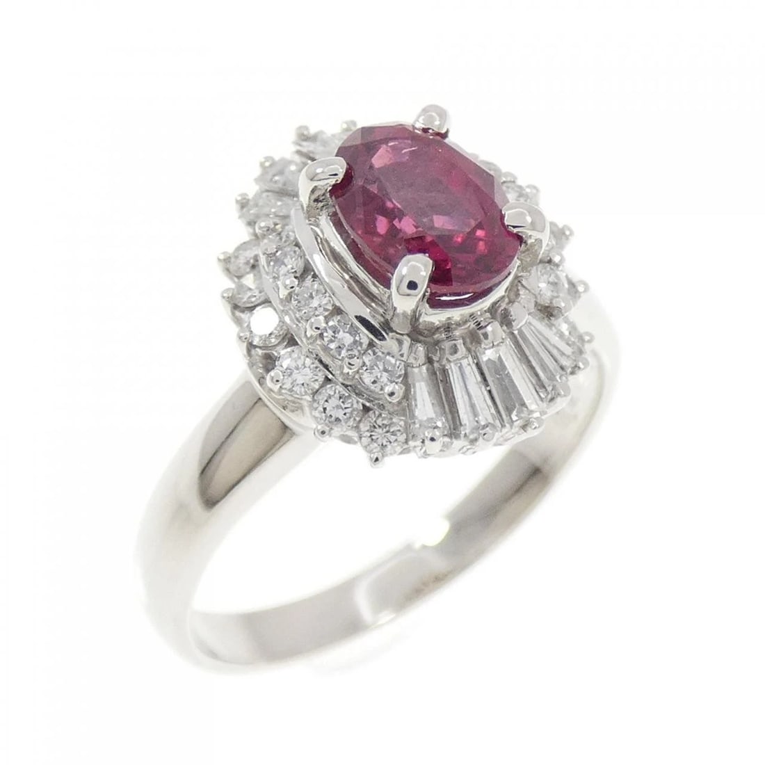 PT900 RUBY RING: PT900 Ruby Ring Brand: Unbranded Type: Ring Material: Platinum 900 Platinum, Color: None Size: 6.5 US Accessories: None Accessories Notice: When purchasing pre-owned goods, please refer to