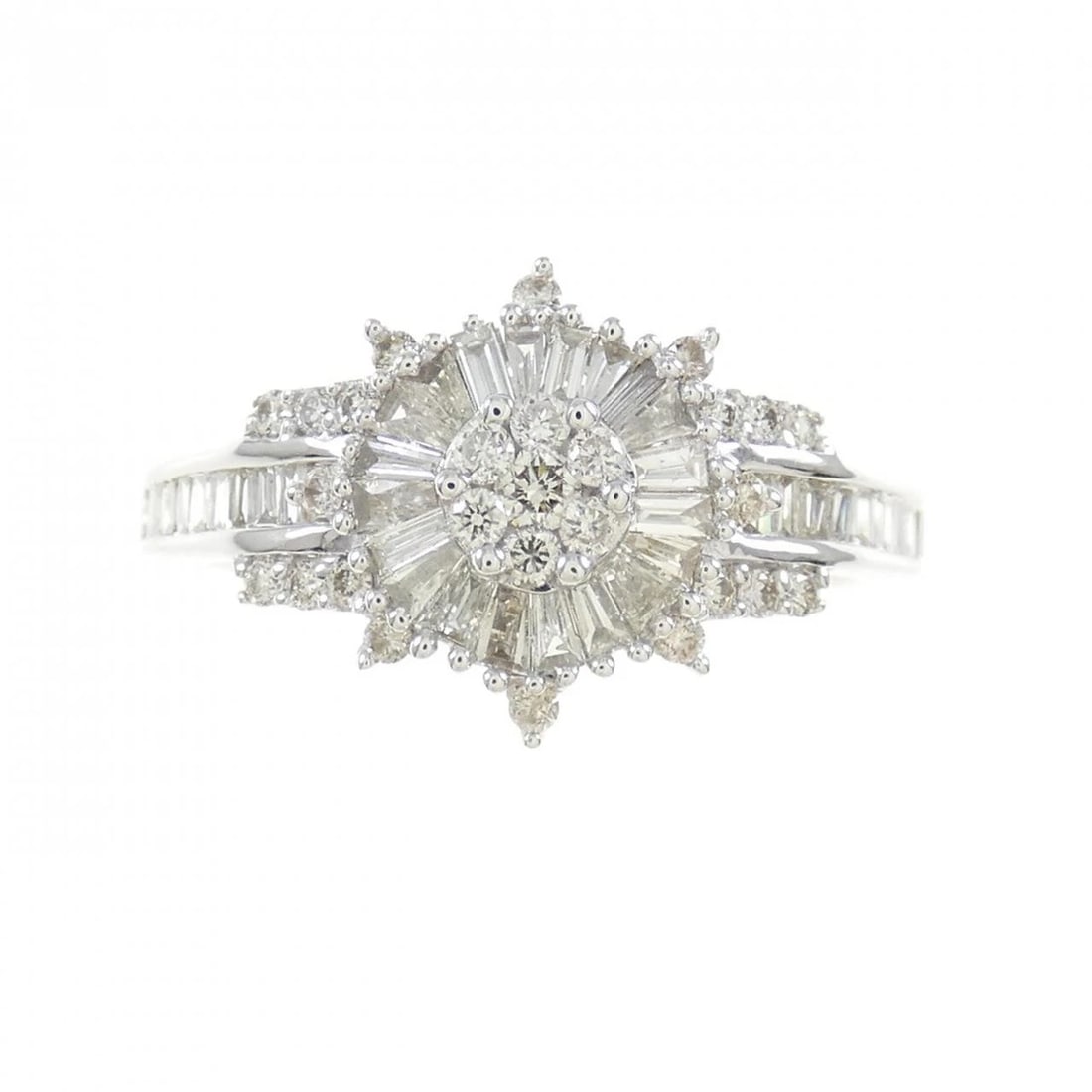 K18WG DIAMOND RING - 2