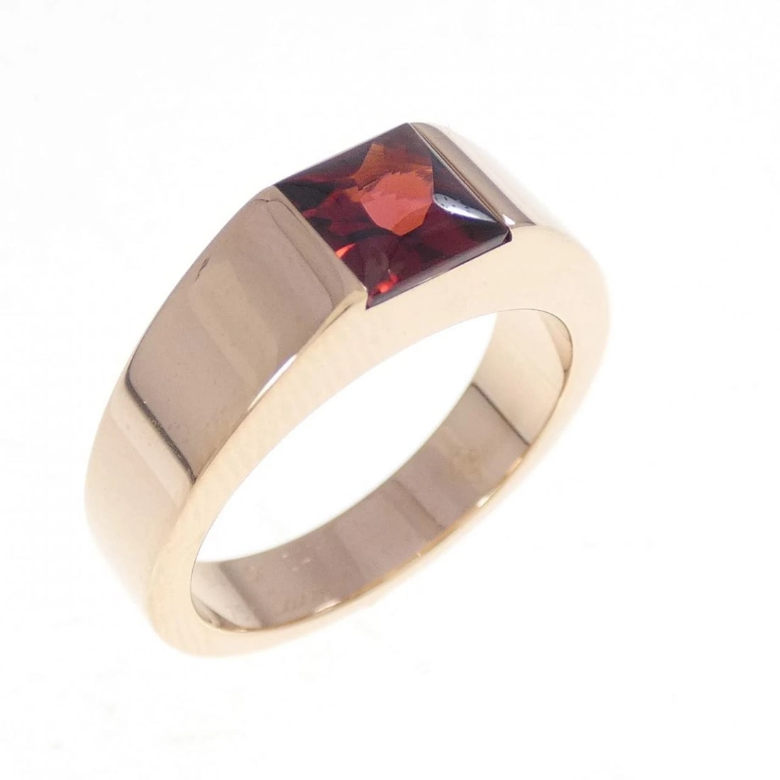 CARTIER TANK MARS RING: Cartier Tank Mars Ring Brand: CARTIER Type: Ring Material: 18K, Main Stone/Creation Garnet Color: Gold Size: US 8 Accessories: None Accessories Notice: When purchasing pre-owned goods, please