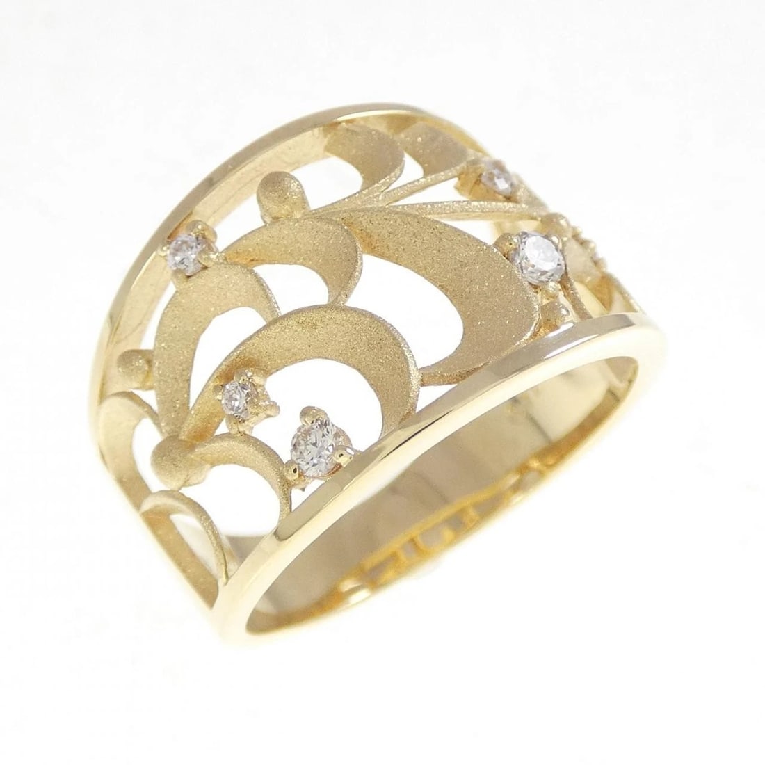 K18YG DIAMOND RING: K18YG Diamond Ring Brand: Unbranded Type: Ring Material: K18 Yellow Gold, Main Stone/Creation Natural Color: yellow gold Size: 6.5US Accessories: None Accessories Notice: When purchasing