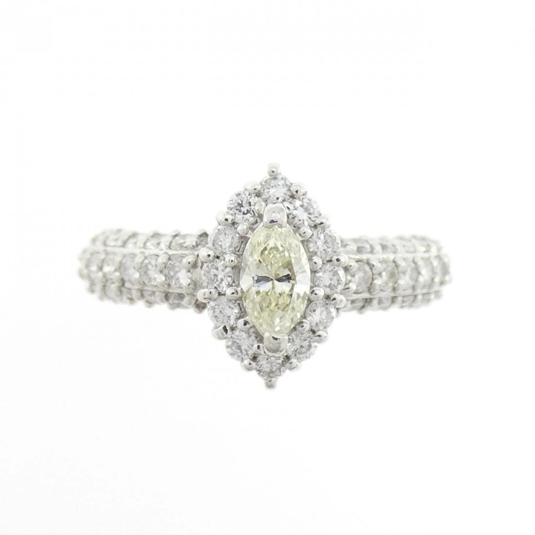 K18WG DIAMOND RING - 2