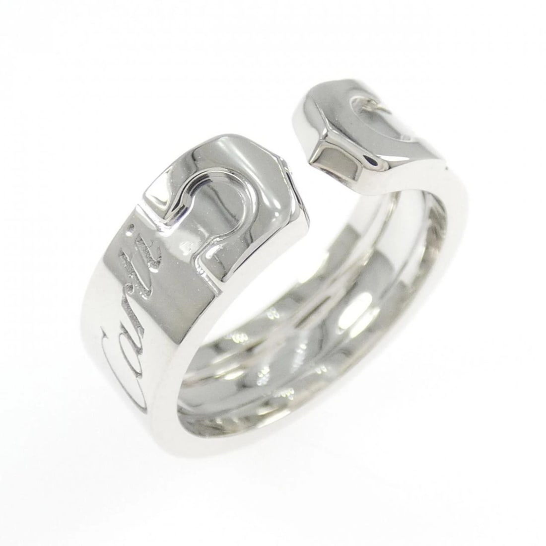 CARTIER C2 LIMITED RING: Cartier C2 Limited Ring Brand: Cartier Type: Ring Material: 750 White Gold, Color: White Gold Size: 5 (US size) Accessories: None Accessories Notice: When purchasing pre-owned goods, pleas
