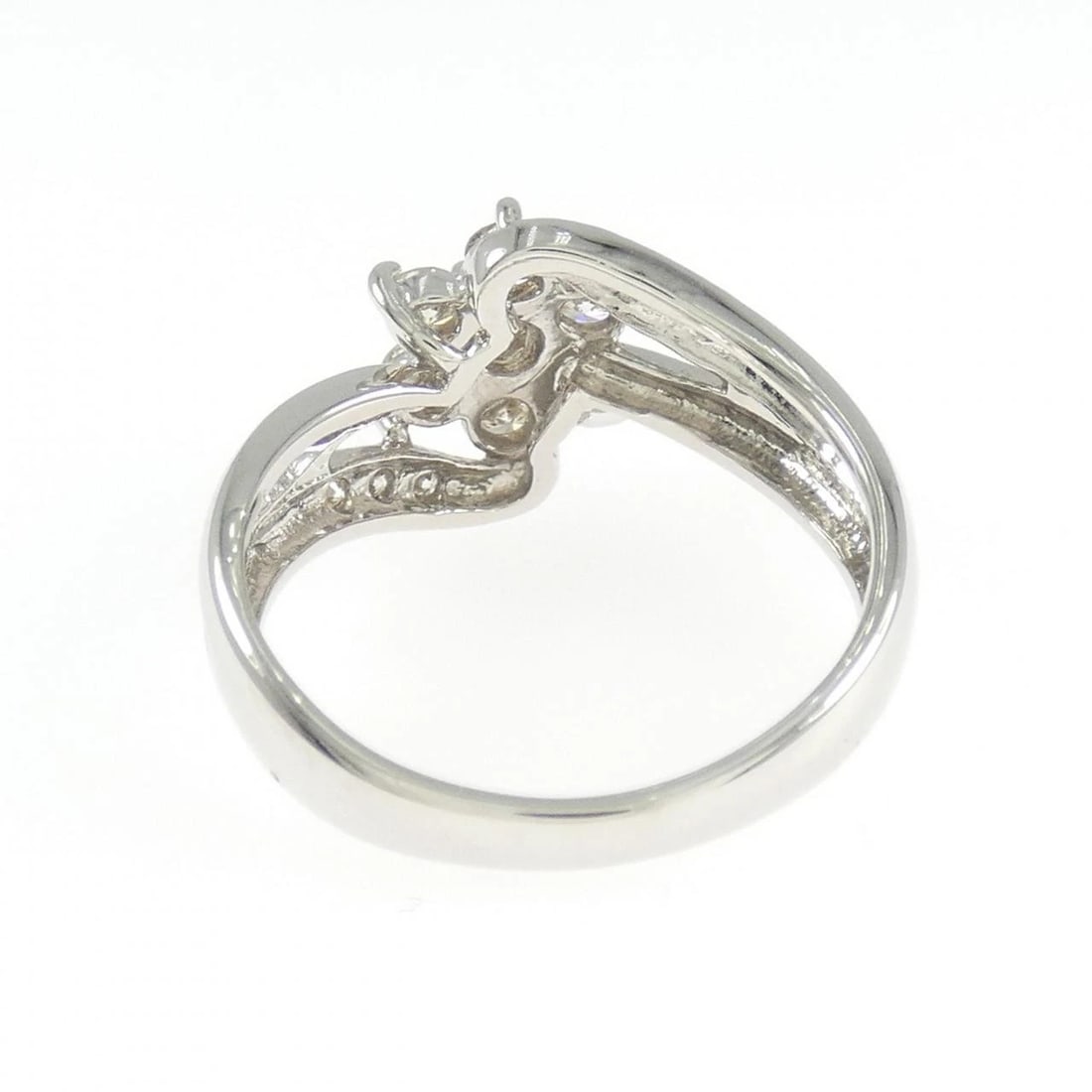 PT900 FLOWER DIAMOND RING - 3