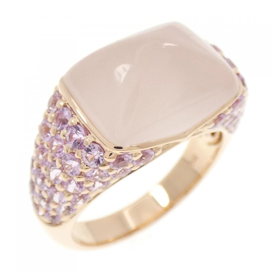 750PG ROSE QUARTZ RING: 750PG Rose Quartz Ring Brand: Unbranded Type: Ring Material: 750 Pink Gold, Main Stone/Creation Rose QuartzSide Stone Sapphire Color: Pink Gold Size: 6-6.5 (US size) Accessories: None