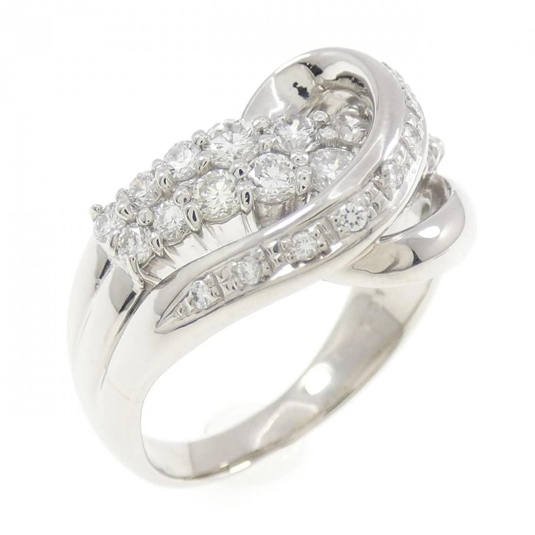 PT900 DIAMOND RING: PT900 Diamond Ring Brand: Unbranded Type: Ring Material: Platinum 900, Main Stone/Creation Natural Color: Silver Size: 7.5-8 (US size) Accessories: None Accessories Notice: When purchasing
