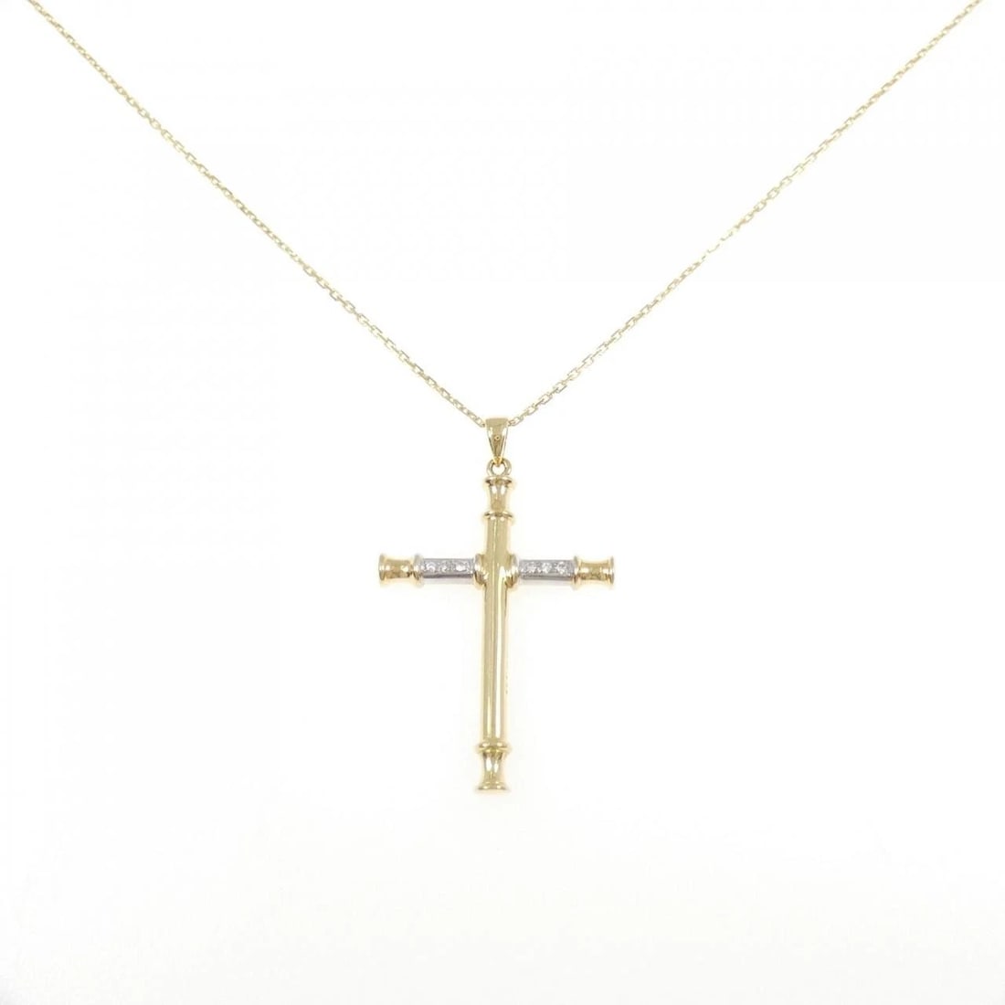 K18YG K18WG DIAMOND NECKLACE: K18YG K18WG Diamond Necklace Brand: Unbranded Type: Necklace Material: K18 Yellow Gold K18 White Gold, Main Stone/Creation Natural Color: yellow gold Size: 45cm ActualSizePendant top H x W: