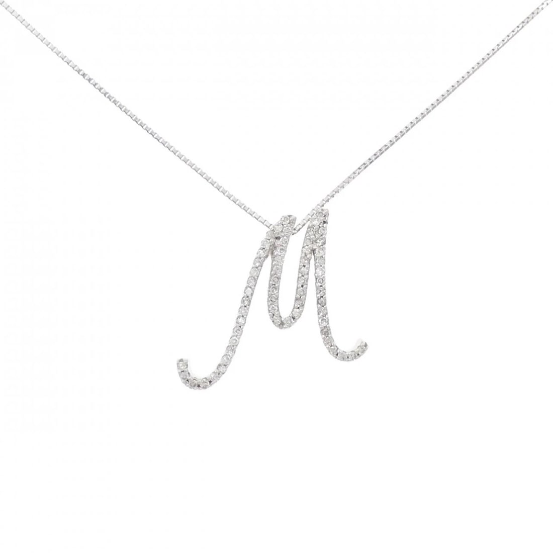 K18WG INITIAL M DIAMOND NECKLACE: K18WG Initial M Diamond Necklace Brand: Unbranded Type: Necklace Material: K18 White Gold, Main Stone/Creation Natural Color: White Gold Size: 45cmActualSize Pendant top H x W: 17.7mmx21.5mm