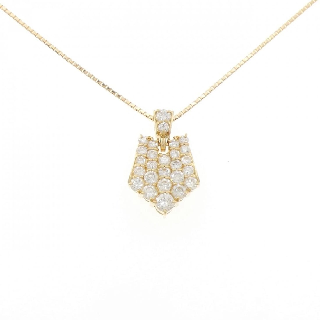 K18YG PAVE DIAMOND NECKLACE: K18YG Pave Diamond Necklace Brand: Unbranded Type: Necklace Material: K18 Yellow Gold, Main Stone/Creation Natural Color: yellow gold Size: 45cm Pendant top H x W: 21.8mmx14.5mm Chain Max. W: