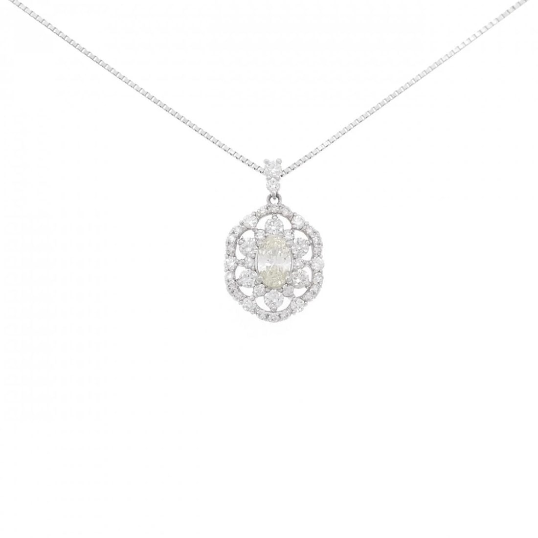 PT DIAMOND NECKLACE: PT Diamond Necklace Brand: Unbranded Type: Necklace Material: Platinum, Main Stone/Creation Natural Color: platinum Size: 45cm ActualSize Pendant top H x W: 18.5mmx11.4mm Chain Max. W: 0.7mm 