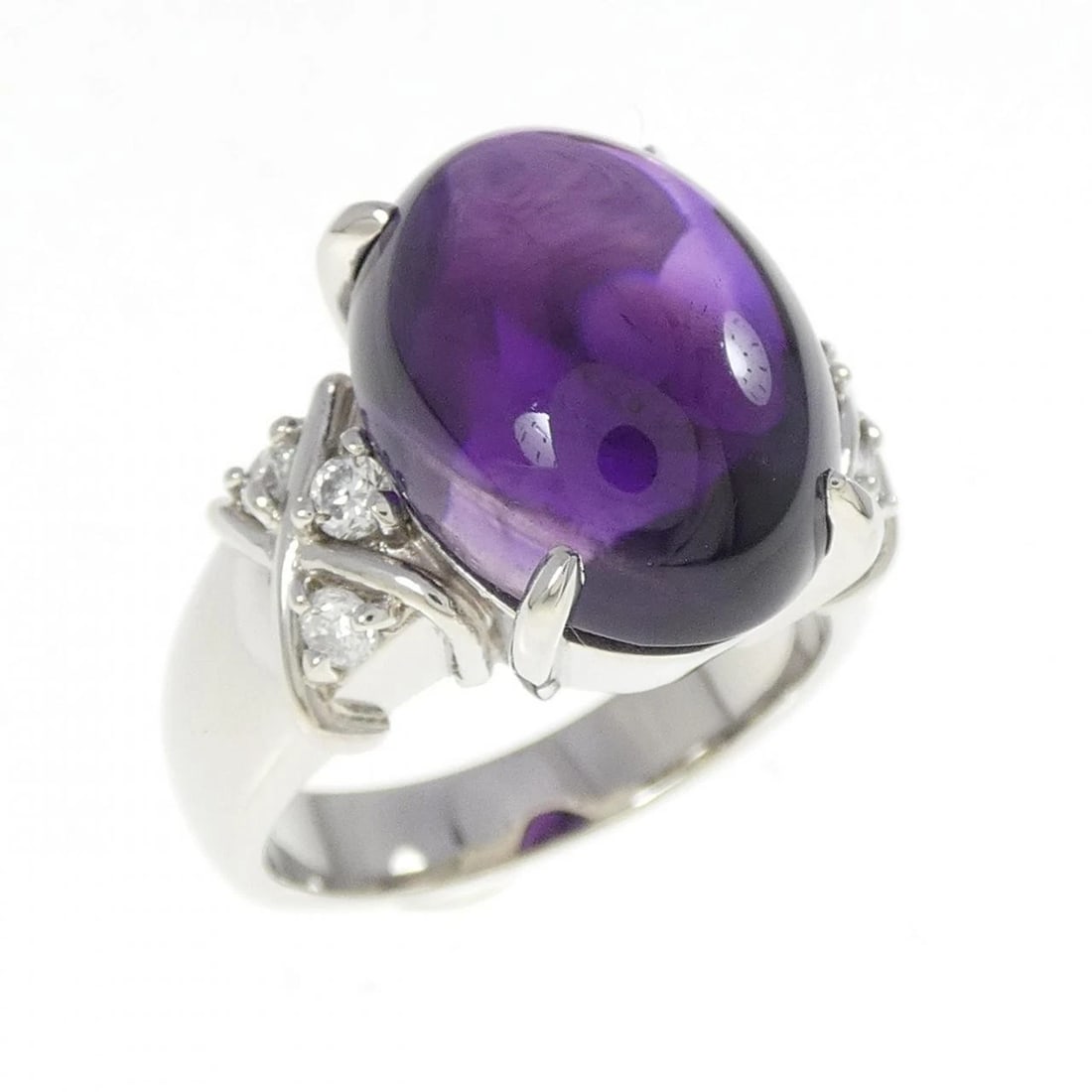 PT900 AMETHYST RING: PT900 Amethyst Ring Brand: Unbranded Type: Ring Material: Platinum 900, Main Stone/Creation amethyst Color: platinum Size: 8-8.5 (US size) Accessories: None Accessories Notice: When