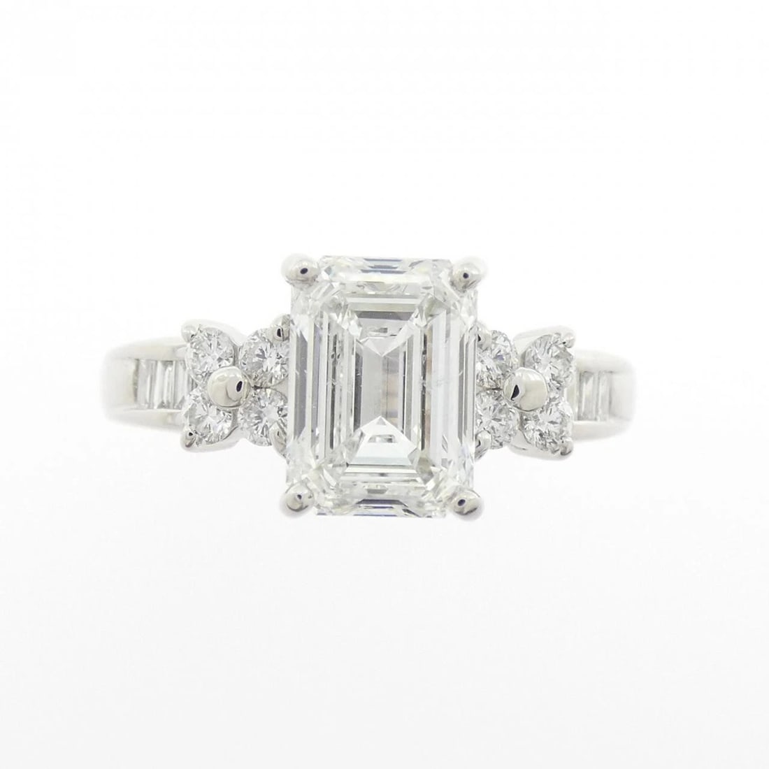 PT900 DIAMOND RING - 2