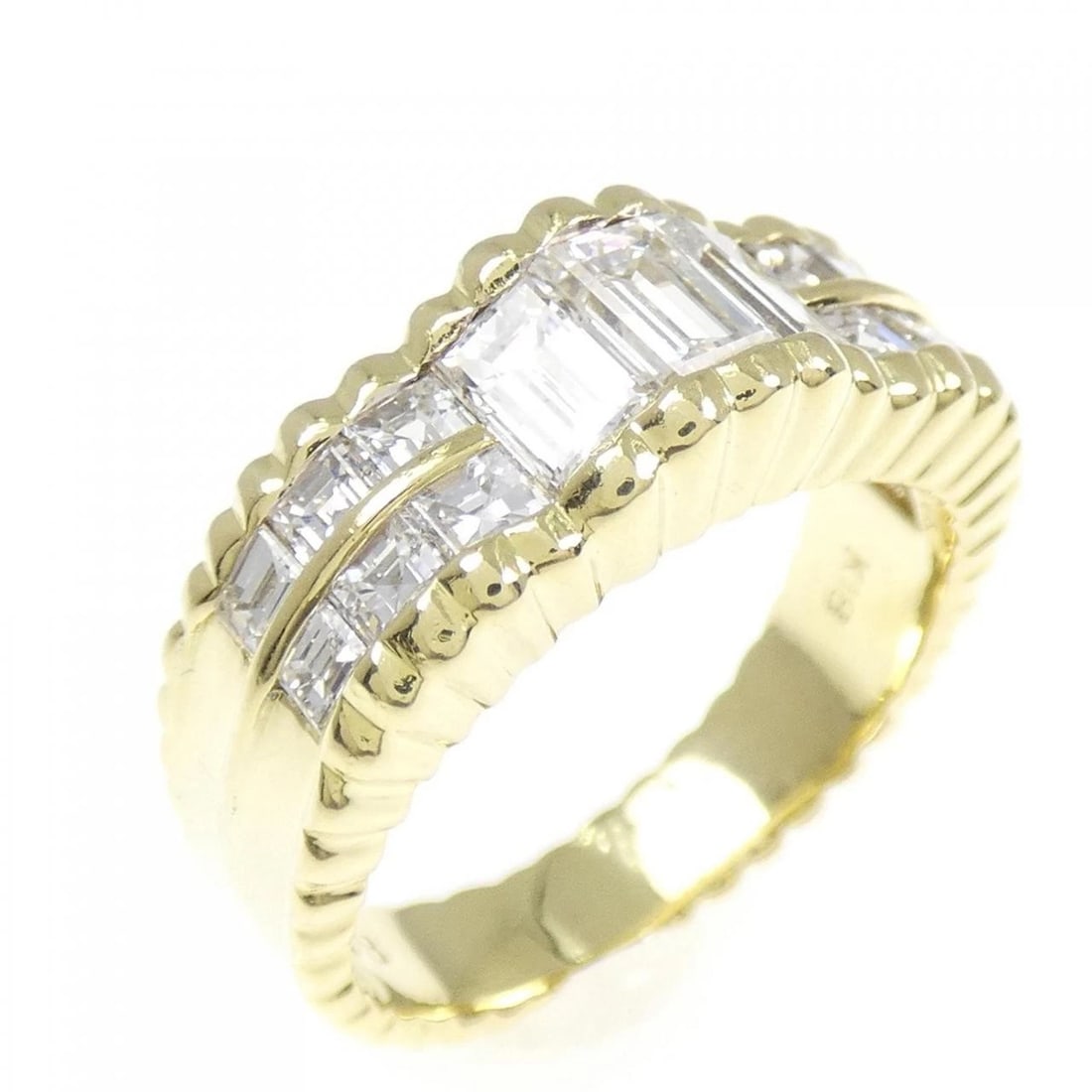 K18YG DIAMOND RING: K18YG Diamond Ring Brand: Unbranded Type: Ring Material: K18 Yellow Gold, Main Stone/Creation Natural Color: yellow gold Size: 6.5 (US size) Accessories: None Accessories Notice: When
