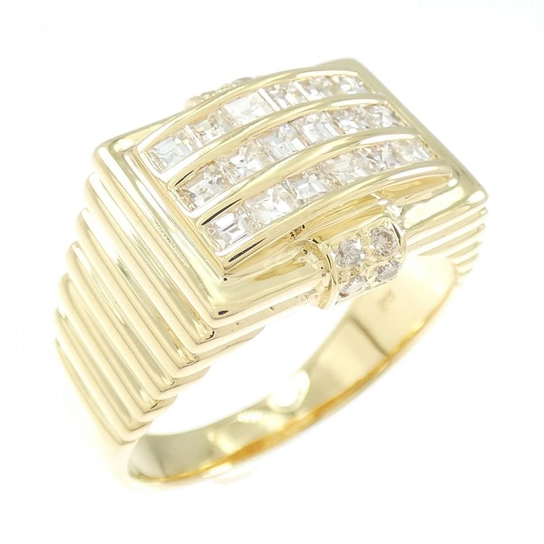 K18YG DIAMOND RING: K18YG Diamond Ring Brand: Unbranded Type: Ring Material: K18 Yellow Gold, Main Stone/Creation Natural Color: Yellow Gold Size: 10-10.5 (US size) Accessories: None Accessories Notice: When