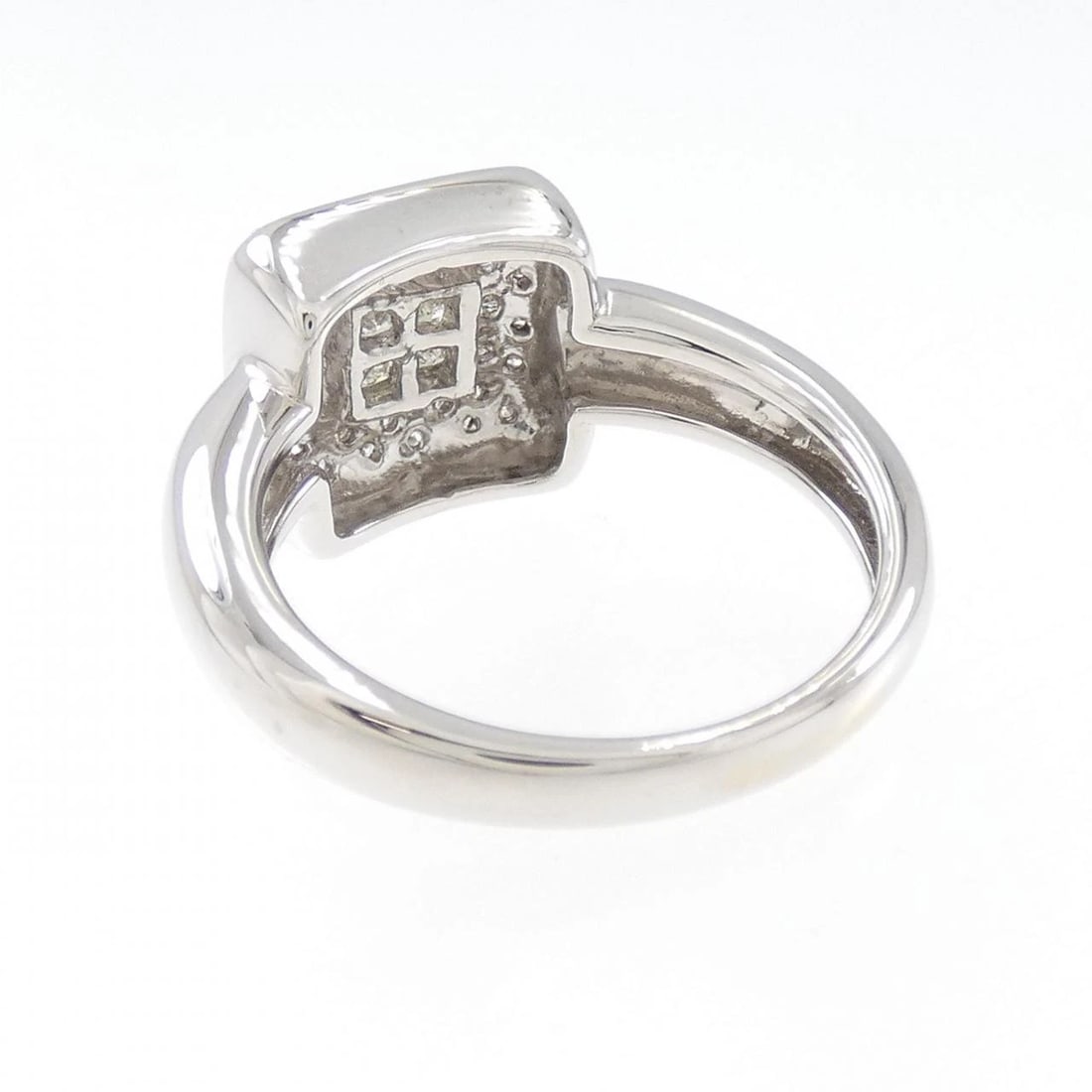 K18WG DIAMOND RING - 3