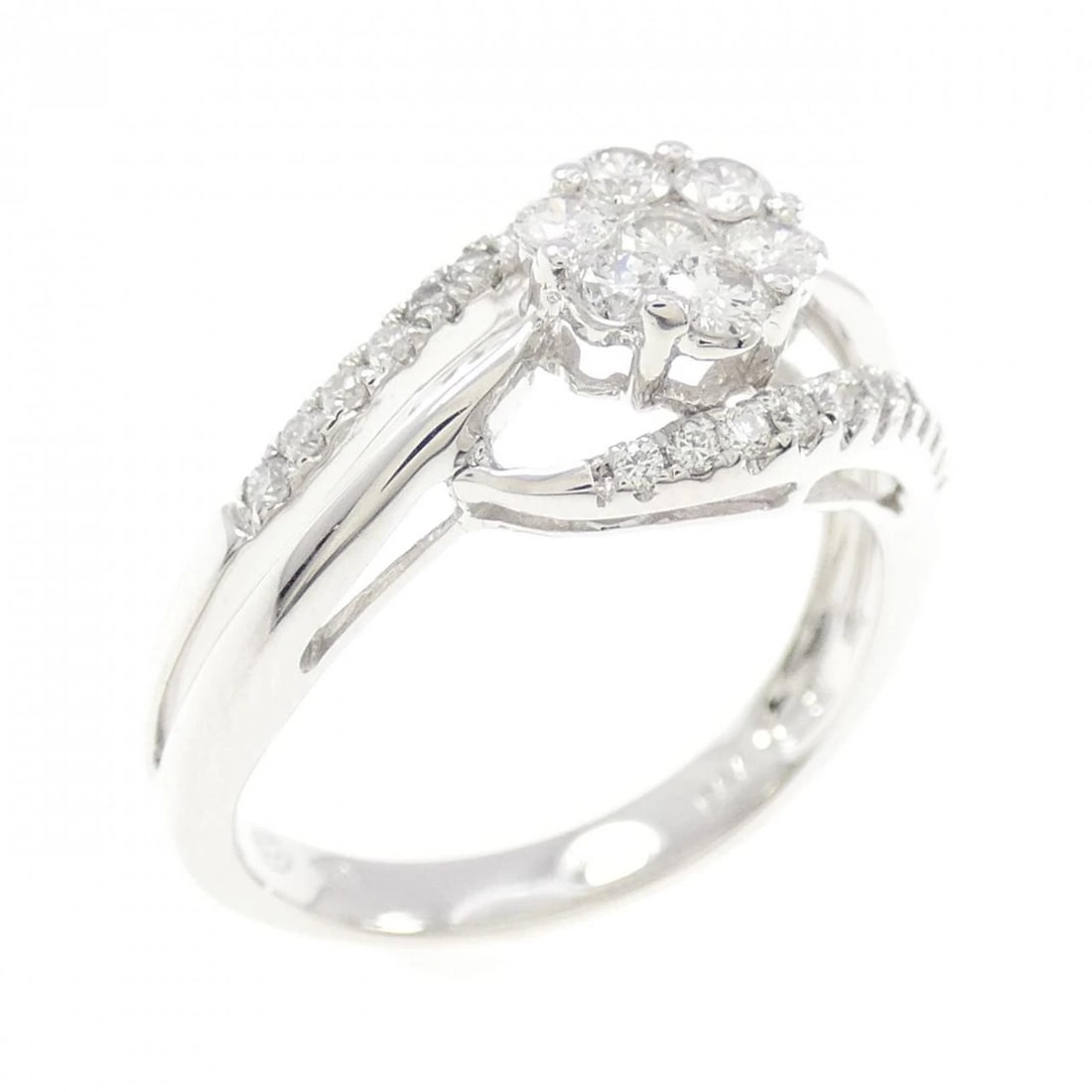 750WG DIAMOND RING: 750WG Diamond Ring Brand: Unbranded Type: Diamond ring Material: 18K white gold, Main Stone/Creation Natural Color: white gold Size: US6.5 Accessories: None Accessories Notice: When purcha