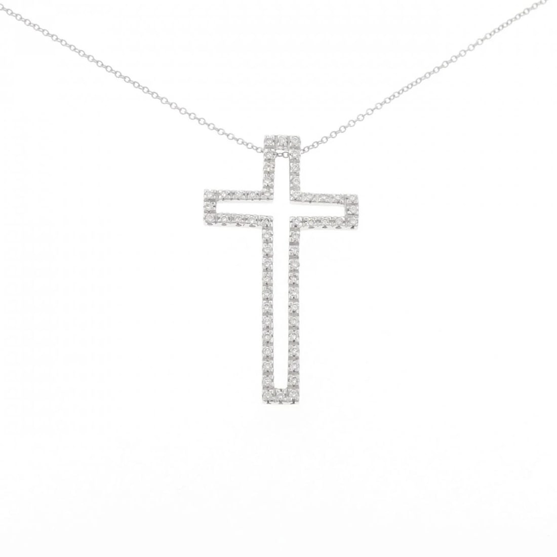 PONTE VECCHIO DIAMOND NECKLACE: Ponte Vecchio Diamond Necklace Brand: Ponte Vecchio Type: Necklace Material: 750 White Gold, Main Stone/Creation Natural Color: White Gold Size: 40cm,ActualSize Pendant top H x W: