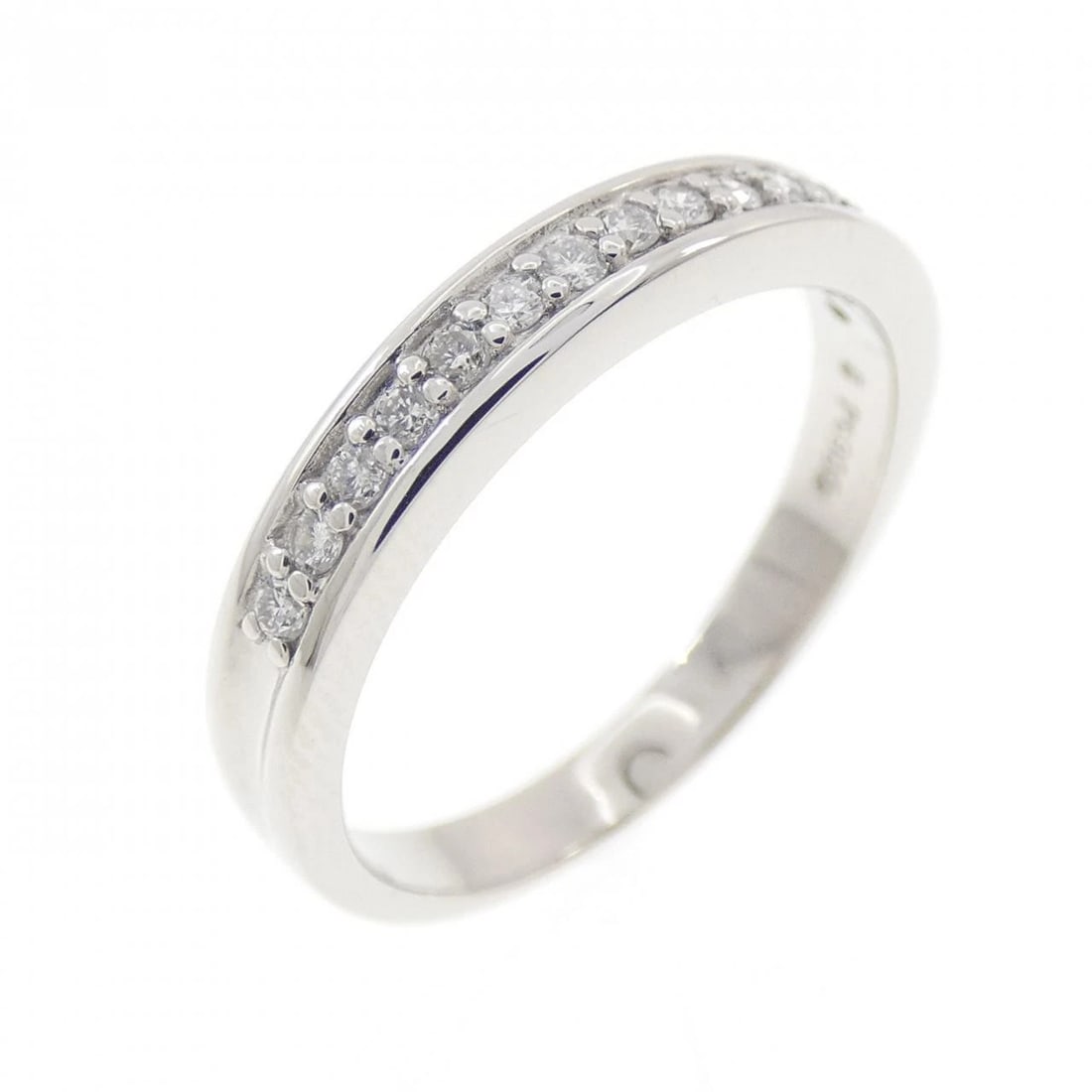 PT900 DIAMOND RING: PT900 Diamond Ring Brand: Unbranded Type: Ring Material: Platinum 900, Main Stone/Creation Natural Color: platinum Size: 6US Accessories: None Accessories Notice: When purchasing pre-owned