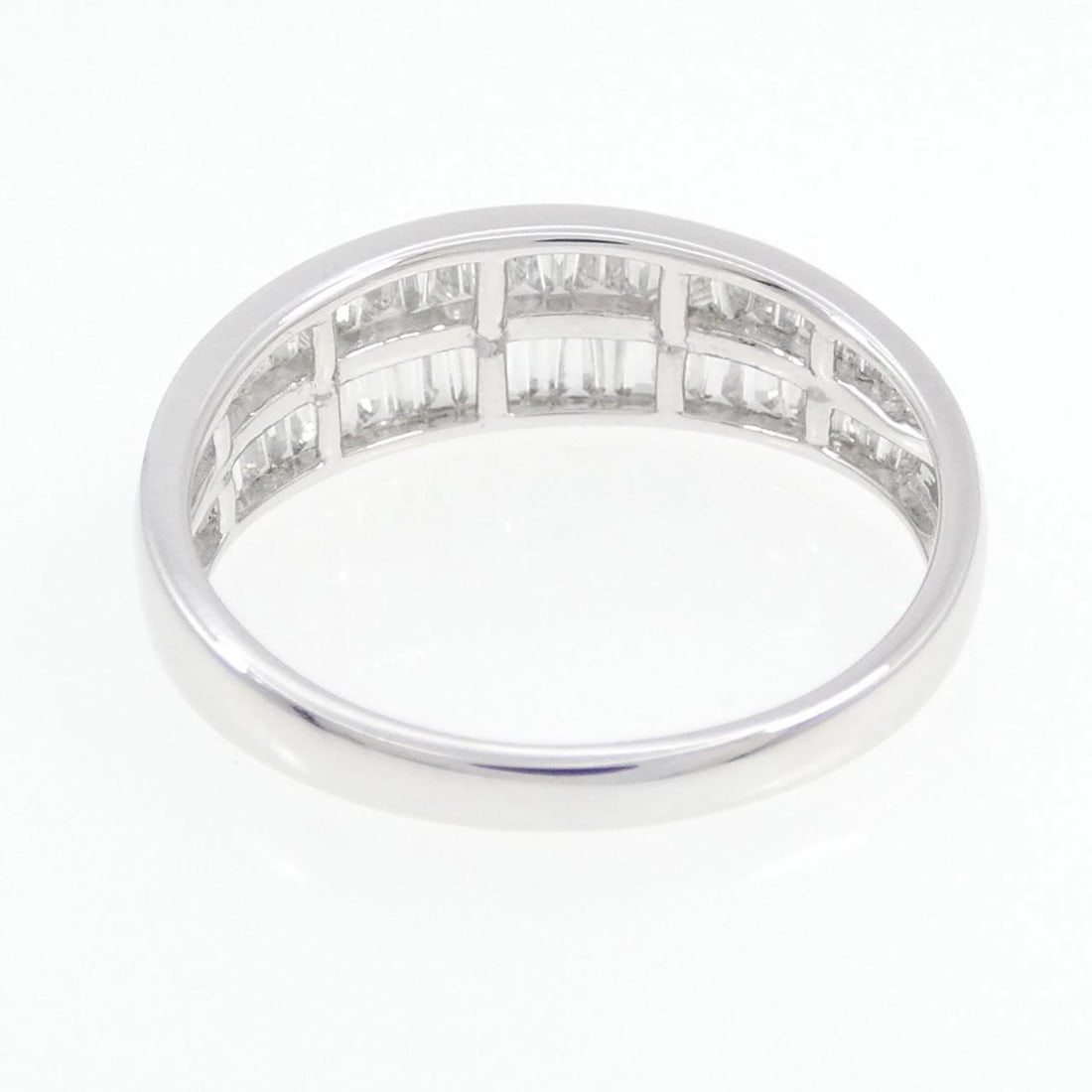 K18WG DIAMOND RING - 3