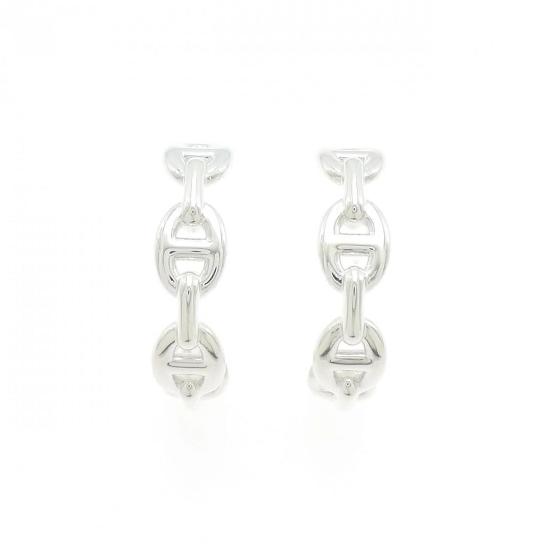 HERMES 925 EARRINGS: HERMES 925 Earrings Brand: HERMES Type: Earrings Material: 925 Silver, Color: Silver Size: ActualSize HxW: 26.6mmx7.0mm Accessories: None Accessories Notice: When purchasing pre-owned goods,