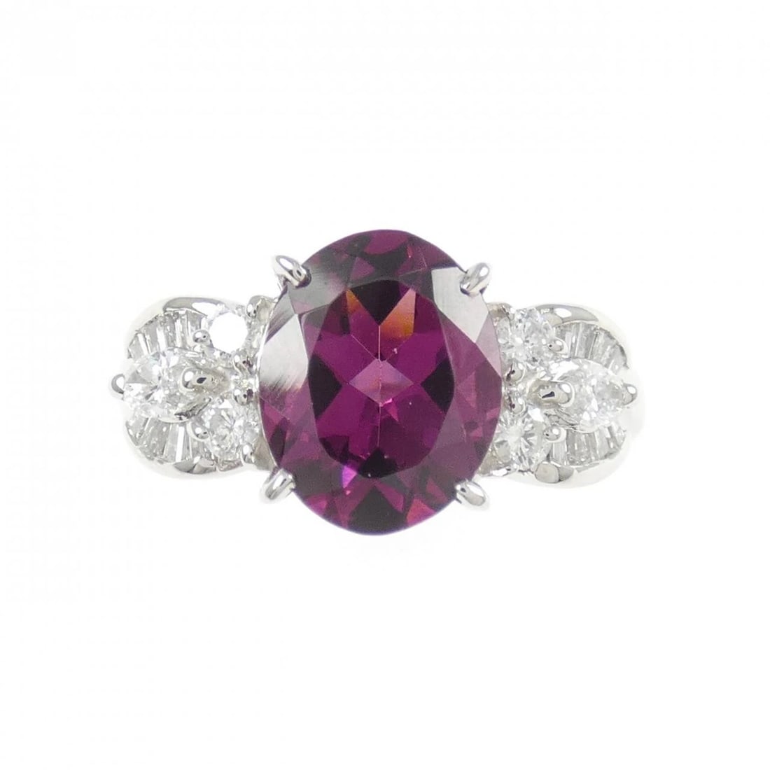 PT900 GARNET RING - 2