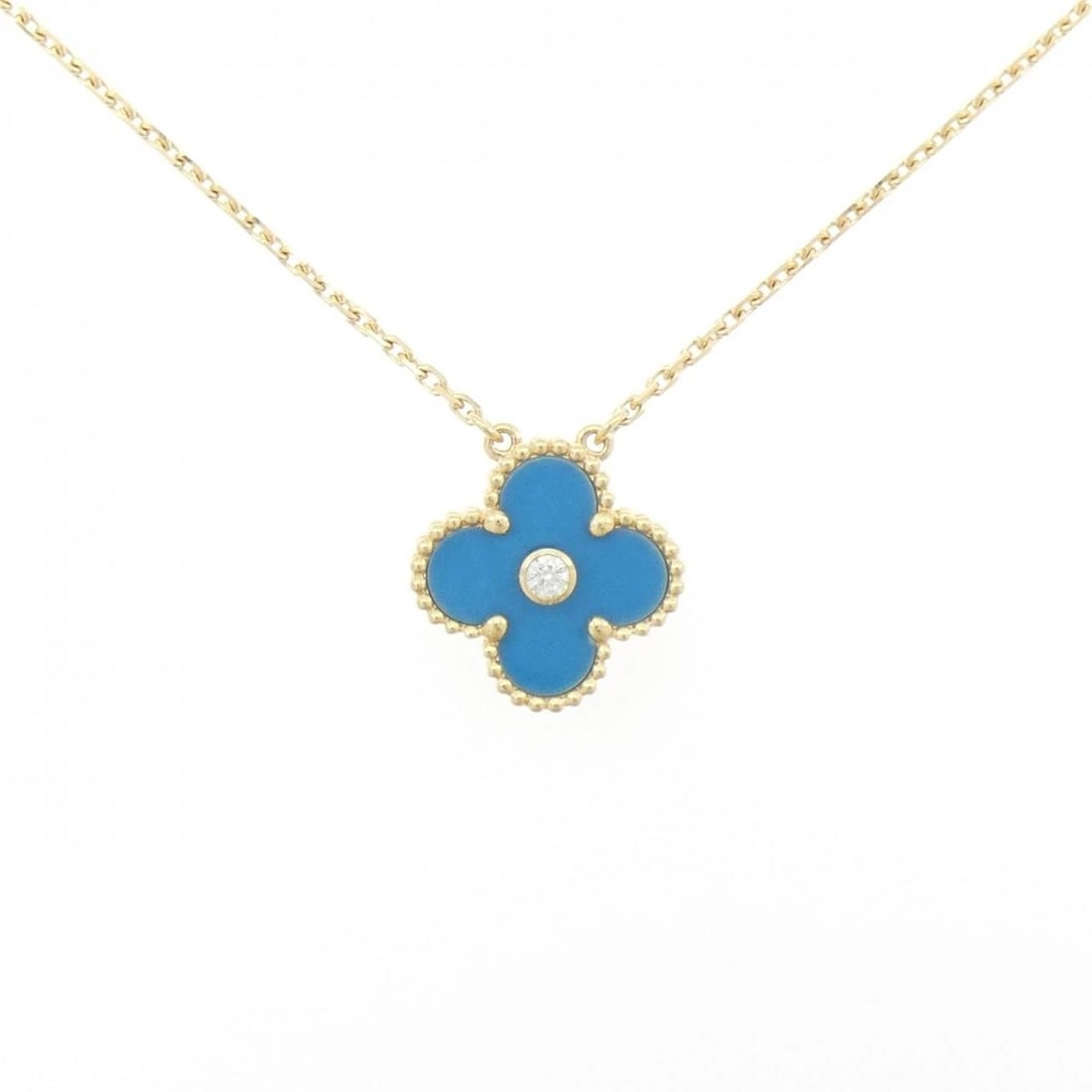 VAN CLEEF & ARPELS ALHAMBRA NECKLACE: Van Cleef & Arpels Alhambra Necklace Brand: Van Cleef & Arpels Type: Necklace Material: 750 Yellow Gold Sevres, Main Stone/Creation Natural Color: Yellow Gold Sevres Size: 37 42cm,ActualSize