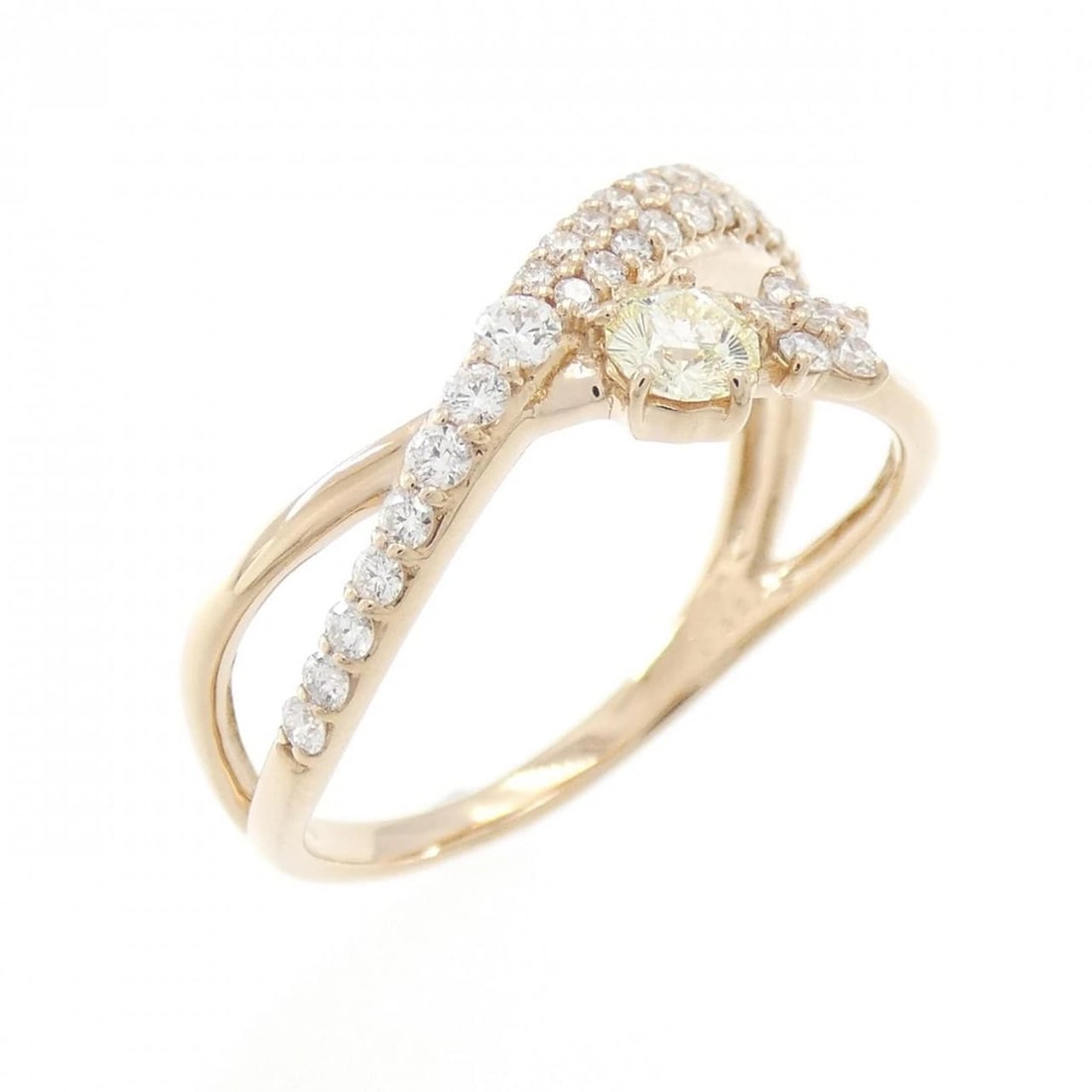 K18PG FLOWER DIAMOND RING: K18PG Flower Diamond Ring Brand: Unbranded Type: Ring Material: K18 Pink Gold, Main Stone/Creation Natural Color: pink gold Size: 6.5-7US Accessories: None Accessories Notice: When purchas