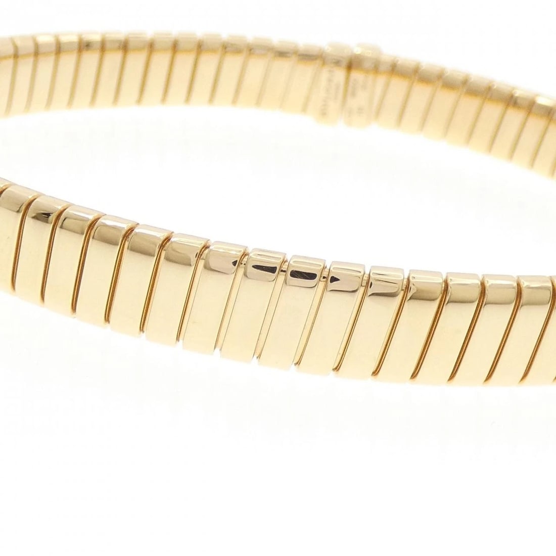 BVLGARI TUBOGAS BANGLE: BVLGARI Tubogas Bangle Brand: BVLGARI Type: Bracelet Material: 750 Yellow Gold, Color: Yellow Gold Size: 18.5cm,ActualSize Max W: 8.0mm Accessories: None Accessories Notice: When purchasing