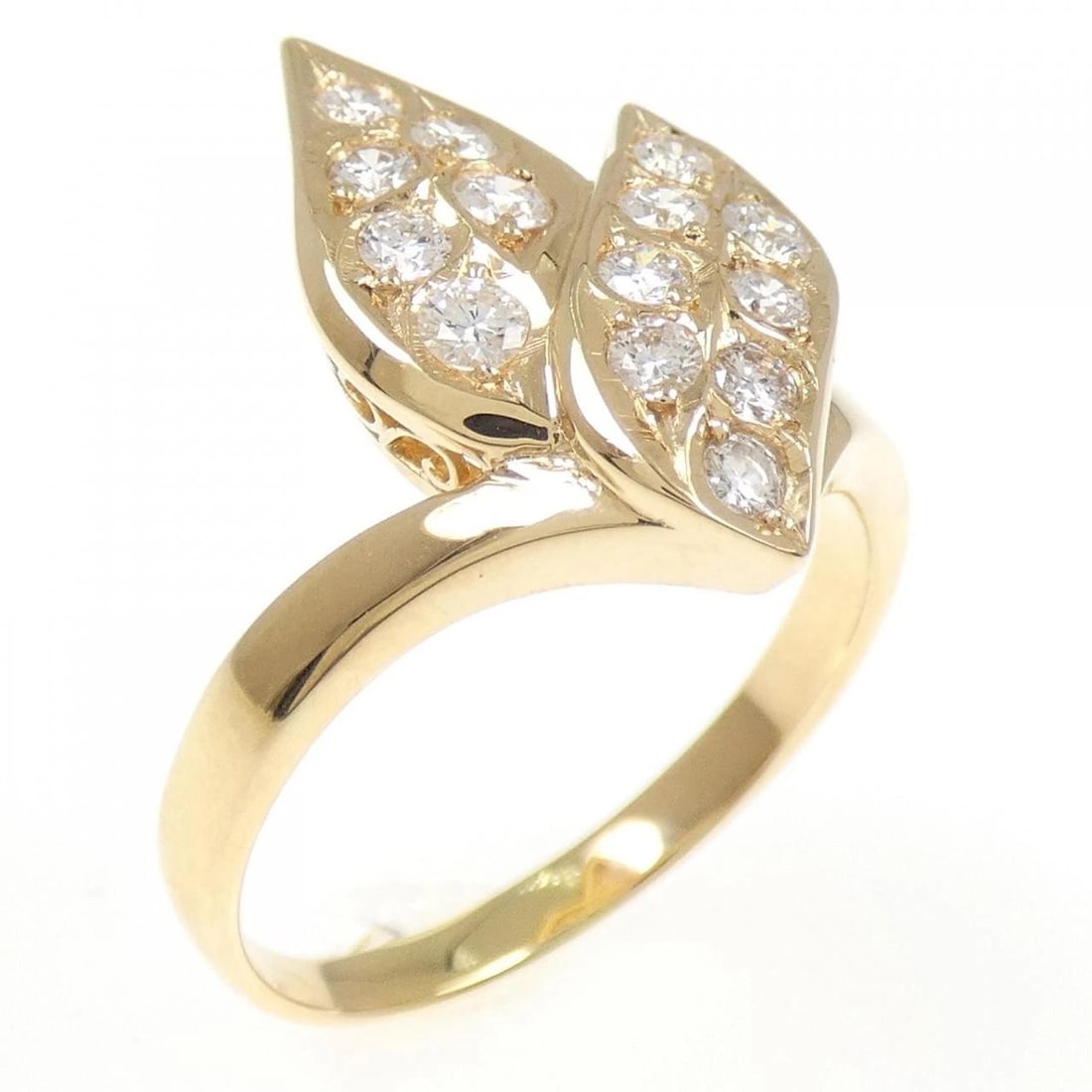 K18YG DIAMOND RING: K18YG Diamond Ring Brand: Unbranded Type: Ring Material: K18 Yellow Gold, Main Stone/Creation Natural Color: yellow gold Size: 10US Accessories: None Accessories Notice: When purchasing