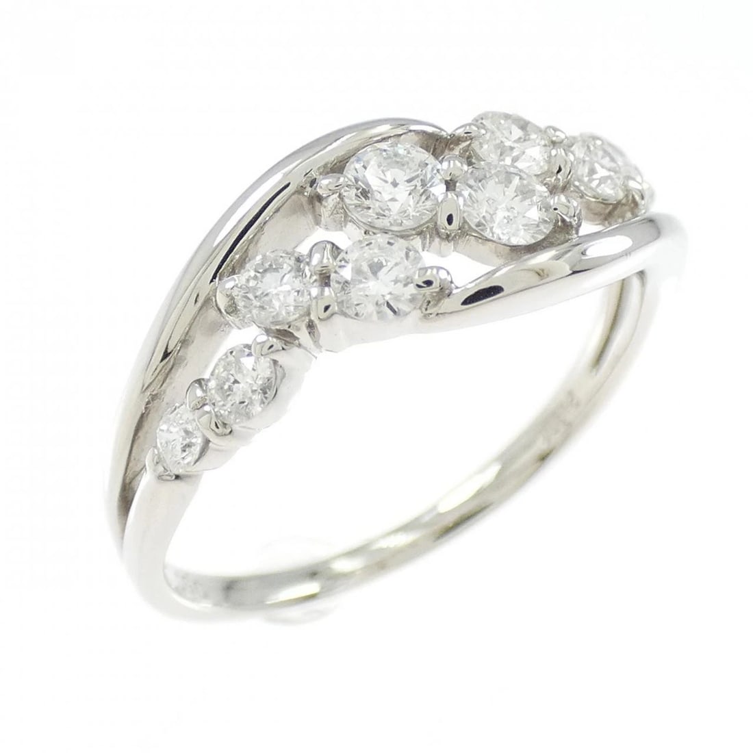 PT900 DIAMOND RING: PT900 Diamond Ring Brand: Unbranded Type: Ring Material: Platinum 900, Main Stone/Creation Natural Color: Silver Size: 6.5 (US size) Accessories: None Accessories Notice: When purchasing p