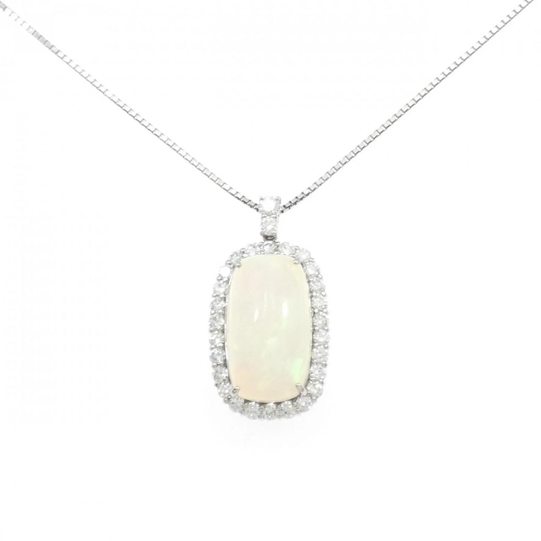 PT900 PT850 OPAL NECKLACE: PT900 PT850 Opal Necklace Brand: Unbranded Type: Necklace Material: Platinum 900 Platinum 850, Main Stone/Creation opal Color: platinum Size: 45cmPendant top H x W: 29.7mmx16.0mm Chain Max. W: