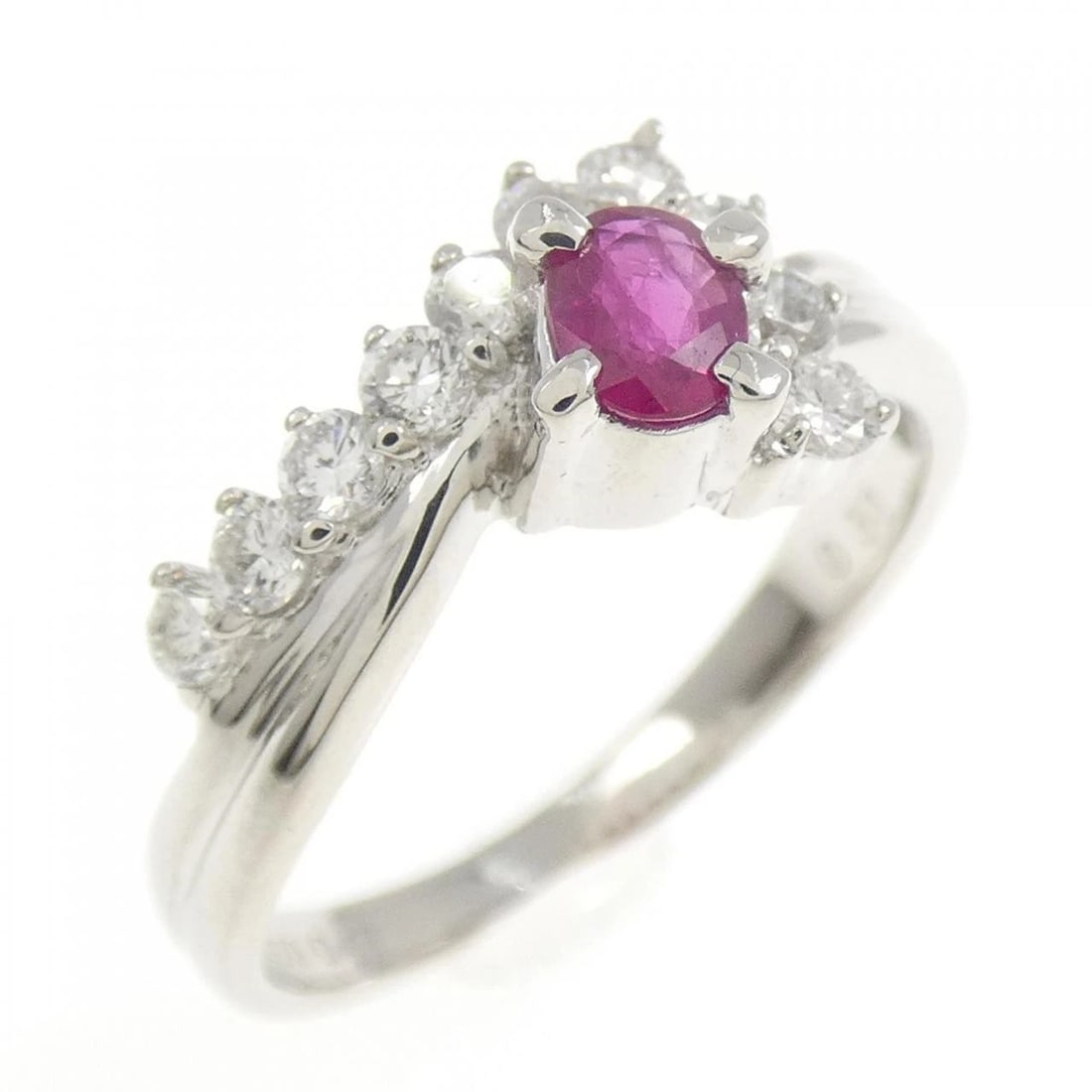 PT900 RUBY RING: PT900 Ruby Ring Brand: Unbranded Type: Ring Material: Platinum 900, Main Stone/Creation ruby Color: platinum Size: 5.5US Accessories: None Accessories Notice: When purchasing pre-owned goo