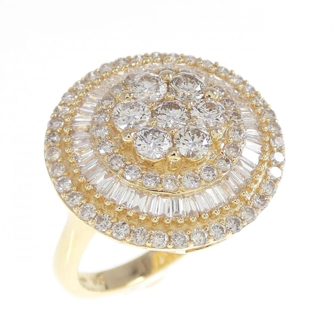 750YG DIAMOND RING: 750YG Diamond Ring Brand: Unbranded Type: Ring Material: 750 Yellow Gold, Main Stone/Creation Natural Color: yellow gold Size: 6.5-7US Accessories: None Accessories Notice: When purchasing
