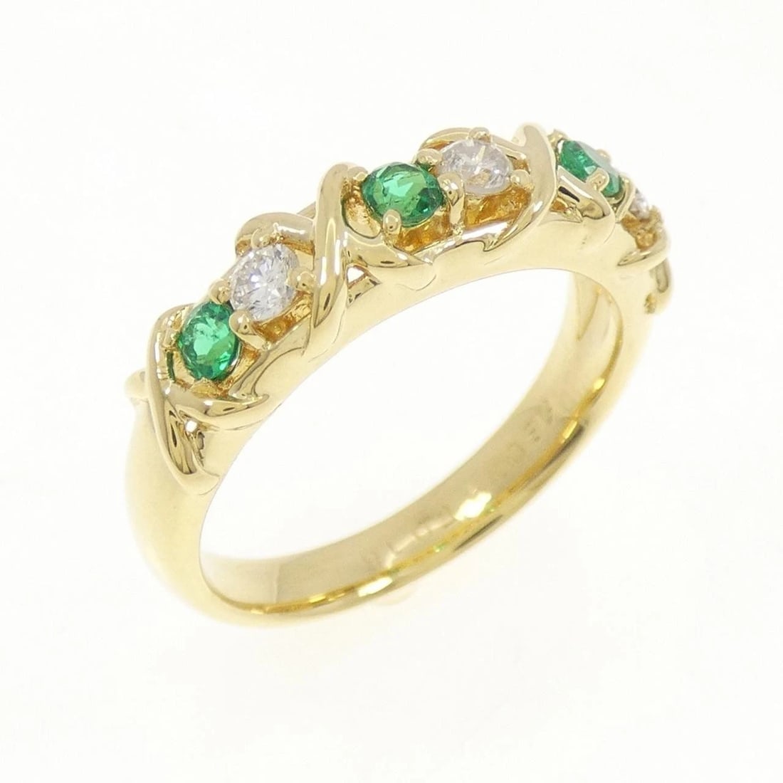 K18YG EMERALD RING: K18YG Emerald Ring Brand: Unbranded Type: Ring Material: K18 Yellow Gold, Main Stone/Creation emerald Color: yellow gold Size: 6.5US Accessories: None Accessories Notice: When purchasing p
