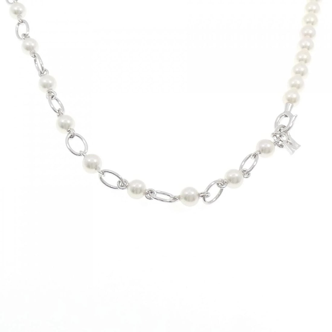 MIKIMOTO LIBERTE NECKLACE: MIKIMOTO Liberte Necklace Brand: MIKIMOTO Type: Necklace Material: Silver, Main Stone/Creation Akoya Pearl Color: Silver Size: 58cm,ActualSize Max W: 7.5mm Accessories: None Accessories