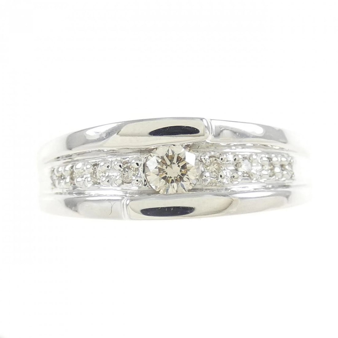 K18WG DIAMOND RING - 2