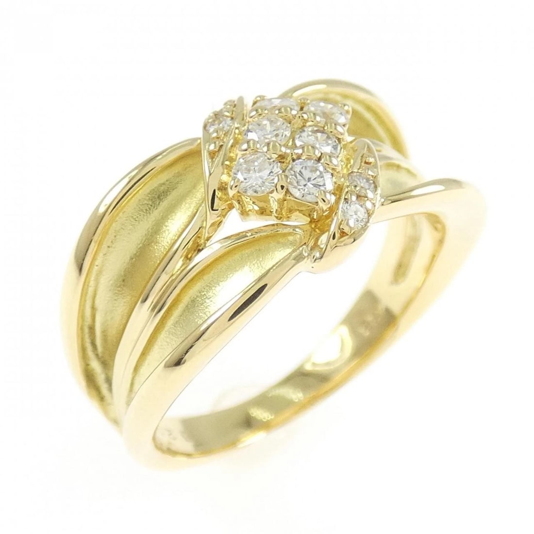 K18YG DIAMOND RING: K18YG Diamond Ring Brand: Unbranded Type: Ring Material: K18 Yellow Gold, Main Stone/Creation Natural Color: yellow gold Size: 5.5US Accessories: None Accessories Notice: When purchasing p