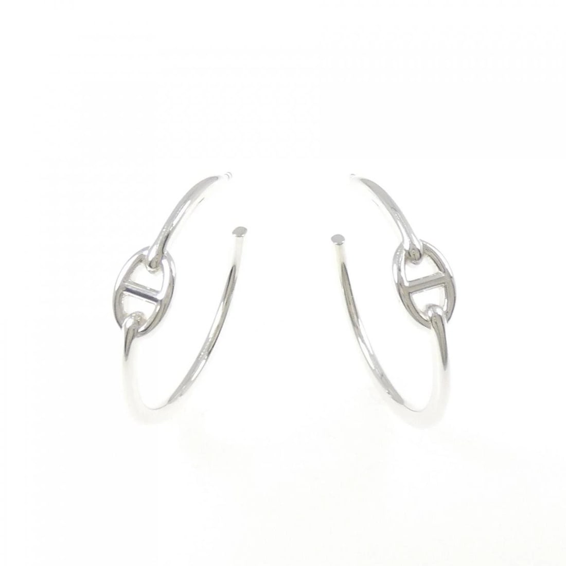 HERMES CHAINE D'ANCRE ANSCHNE LARGE EARRINGS: HERMES Chaine d'Ancre Anschne Large Earrings Brand: HERMES Type: Earrings Material: 925 Silver, Color: Silver Size: ActualSize HxW: 32.2mmx7.3mm Accessories: None Accessories Notice: When