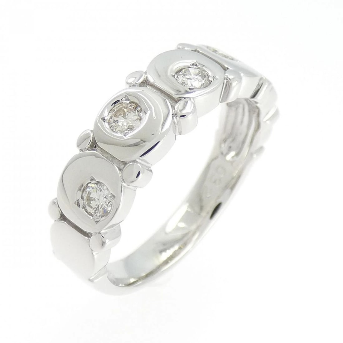 K18WG DIAMOND RING: K18WG Diamond Ring Brand: Unbranded Type: Ring Material: K18 White Gold, Main Stone/Creation Natural Color: white gold Size: 8US Accessories: None Accessories Notice: When purchasing pre-o