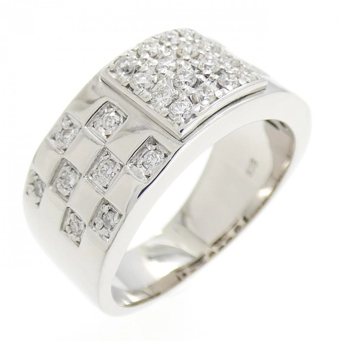 K18WG DIAMOND RING: K18WG Diamond Ring Brand: Unbranded Type: Ring Material: K18 White Gold, Main Stone/Creation Natural Color: White Gold Size: 8 (US size) Accessories: None Accessories Notice: When purchasing