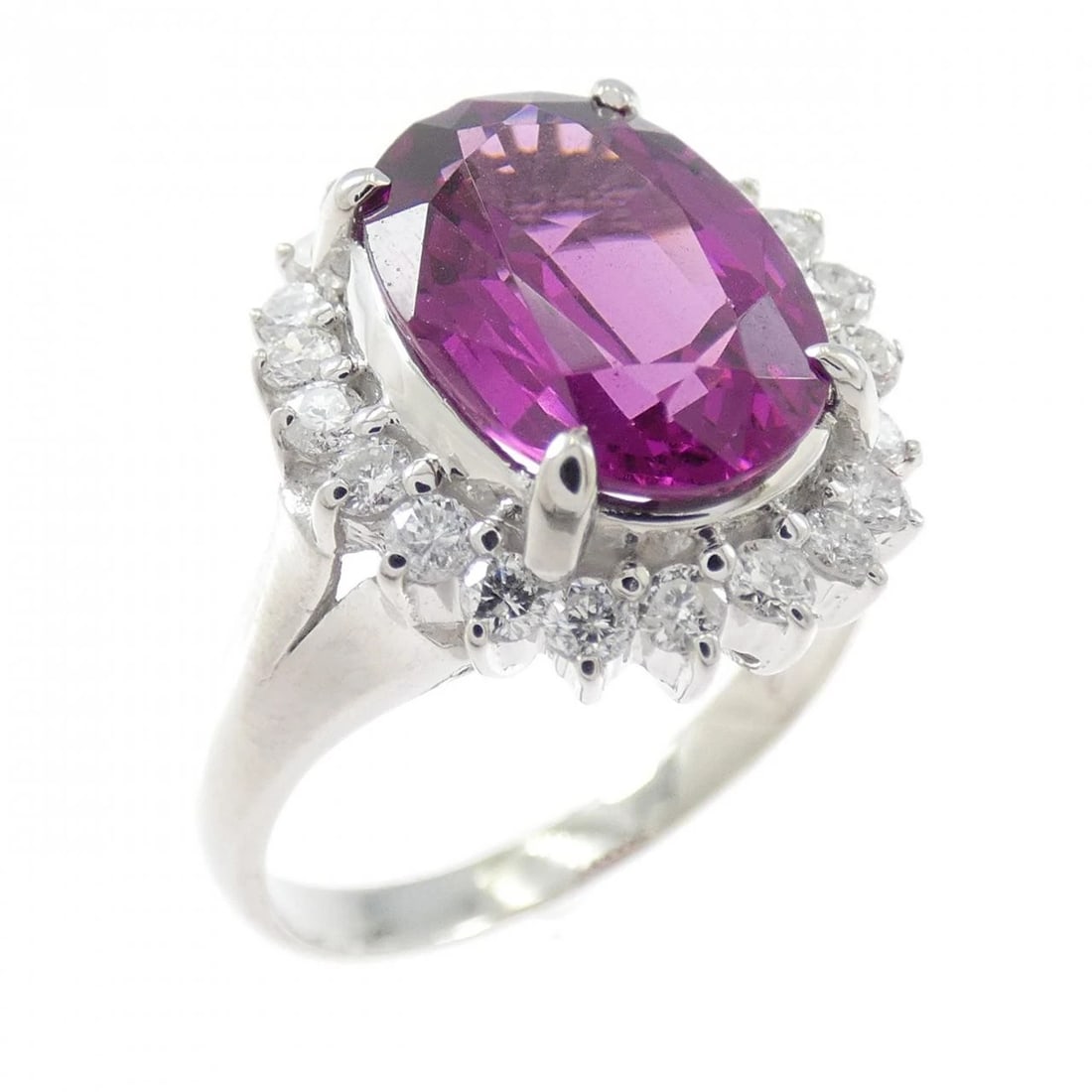 PT900 GARNET RING: PT900 Garnet Ring Brand: Unbranded Type: Ring Material: Platinum 900, Main Stone/Creation GarnetSide Stone Natural Color: Silver Size: 6.5 (US size) Accessories: None Accessories Notice: W