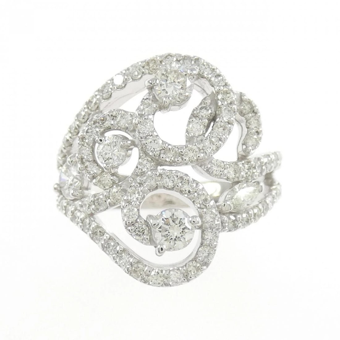 K18WG DIAMOND RING - 2