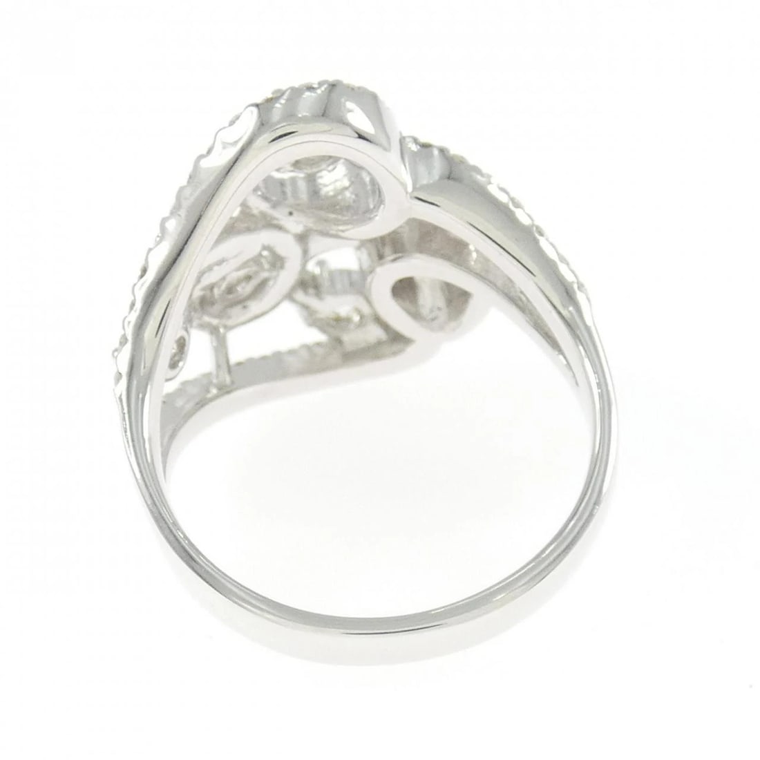 K18WG DIAMOND RING - 3