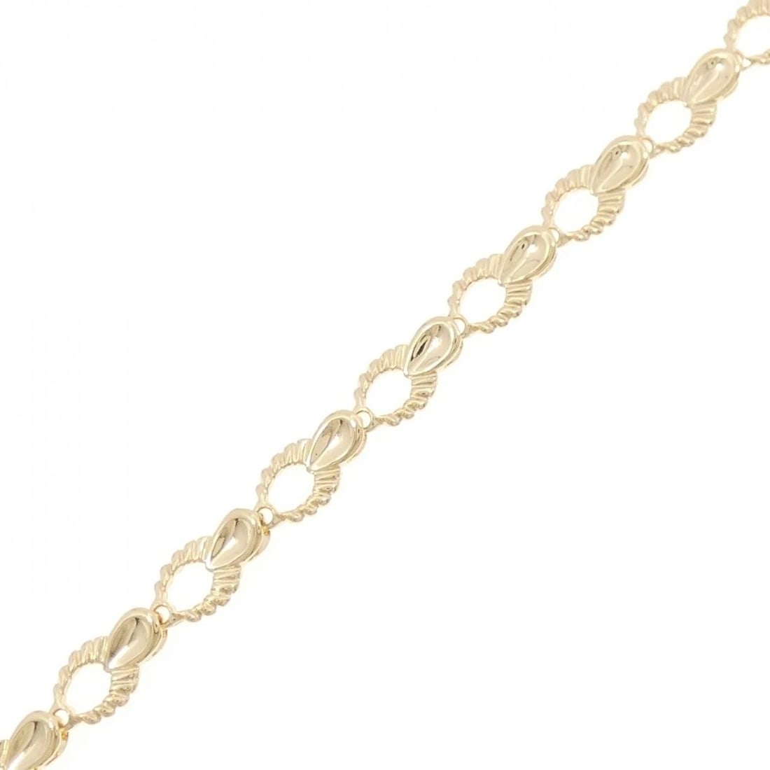 K18YG BRACELET: K18YG Bracelet Brand: Unbranded Type: Bracelet Material: K18 Yellow Gold, Color: yellow gold Size: 18cm Max W: 5.2mm Accessories: None Accessories Notice: When purchasing pre-owned goods,